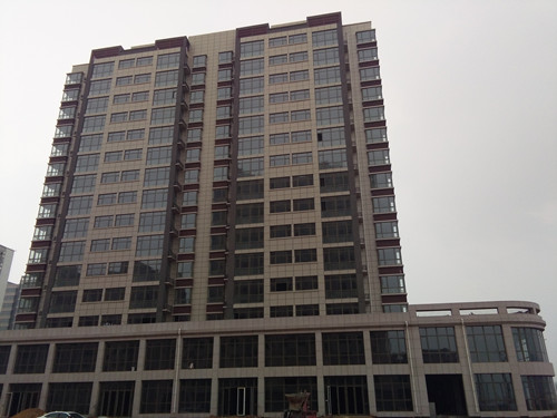 天工公司土建一部職工變身作業(yè)隊(duì)