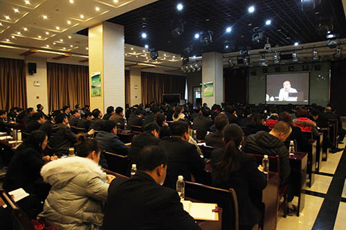 建設(shè)集團(tuán)開展《合同法》、《勞動合同法》專題培訓(xùn)