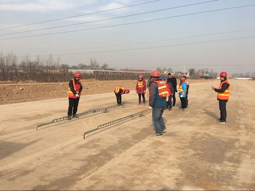 澄合分公司十五項(xiàng)目部G242大荔縣城過(guò)境段公路建設(shè)工程路基順利通過(guò)交工驗(yàn)收