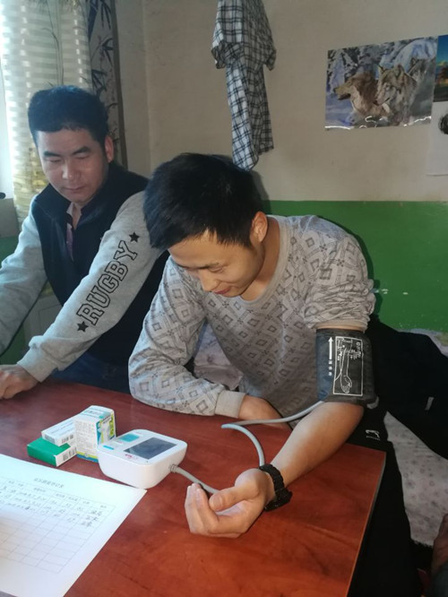 陜煤建設(shè)機(jī)電安裝公司酒鋼項(xiàng)目部多舉措應(yīng)對(duì)“高原反應(yīng)”