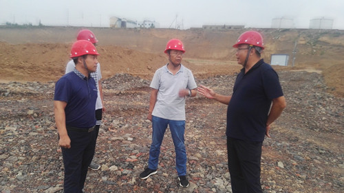 陜煤建設(shè)天工公司土建五部富油50萬噸/年煤焦油全項目管網(wǎng)及道路工程進展順利