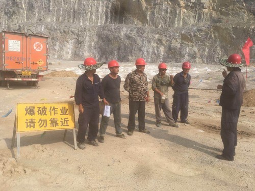 陜煤建設(shè)銅煤公司承建的年產(chǎn)20萬噸固體廢物收集、貯運及預(yù)處理項目施工工作高效推進