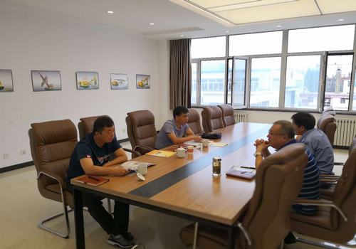 陜煤建設(shè)設(shè)備租賃中心實(shí)地考察積極籌措項(xiàng)目所需設(shè)備