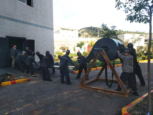 陜煤建設(shè)天工公司安裝運(yùn)營項(xiàng)目部高效完成合陽煤礦201皮帶更換任務(wù)