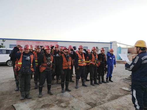 陜煤建設(shè)洗選煤運(yùn)營公司：一場“別開生面”的班前會(huì)