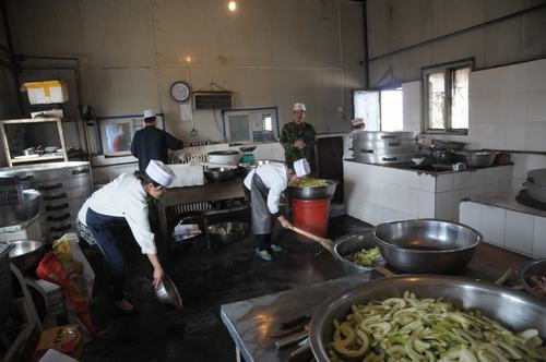 陜煤建設掘進公司：節(jié)支降耗不能忘卻員工冷暖