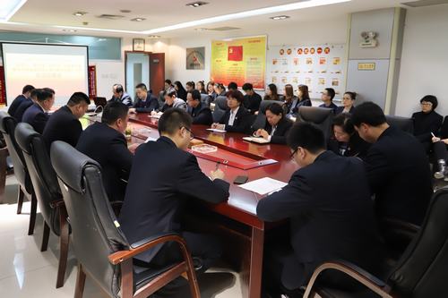 礦建二公司“講政治、敢擔(dān)當(dāng)、改作風(fēng)”專題教育及違規(guī)收送禮金問(wèn)題專項(xiàng)整治工作全面鋪開