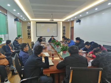 陜煤建設(shè)天工公司落實(shí)緊急會議精神隱患治理在行動