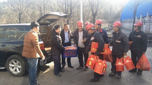 堅(jiān)守崗位，我們一直在......