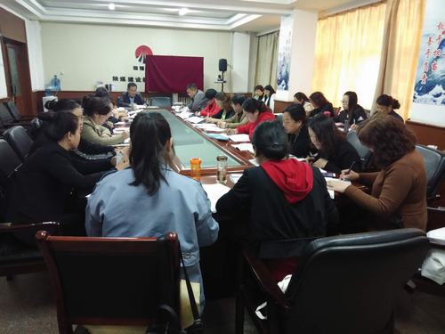 陜煤建設(shè)韓城分公司搭建學習平臺促進業(yè)務(wù)骨干素質(zhì)提升