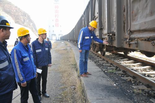 陜煤建設(shè)洗選煤運(yùn)營公司：心系勞動者  “五一”進(jìn)基層