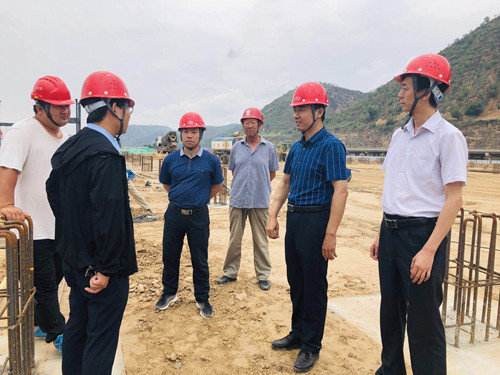 轉(zhuǎn)變作風求實效，現(xiàn)場督戰(zhàn)解難題