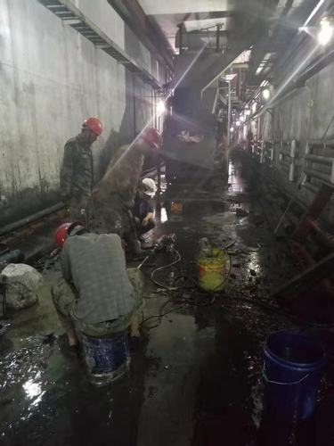 陜煤建設韓城分公司土建九項目部紅柳林選煤廠停產(chǎn)改造白+黑的72小時