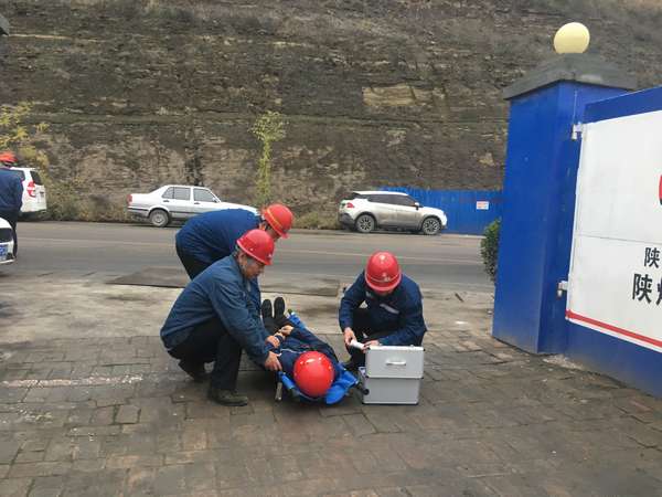 陜煤建設澄合分公司各單位共同開展“消防日”活動筑牢冬季防火線