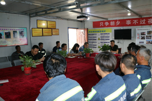 陜煤建設(shè)機(jī)電安裝公司堅持“四訪四心”全力做好歲末年初信訪維穩(wěn)工作