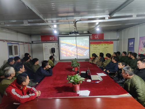 陜煤建設(shè)機(jī)電安裝公司曹家灘項目部多舉措確?！傲汶[患”