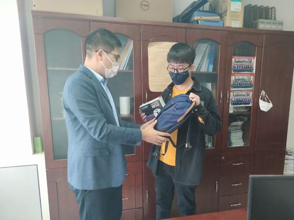 陜煤建設(shè)礦建二公司工會(huì)開展新入職員工關(guān)愛活動(dòng)