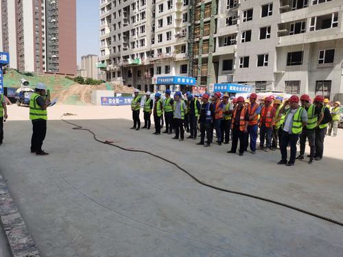 陜煤建設(shè)銅煤公司第十五項(xiàng)目部舉辦“迎五一、抓安全、保質(zhì)量、趕進(jìn)度”趣味活動(dòng)