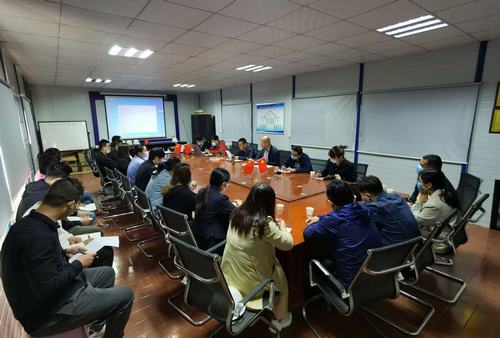 座談交流共提高，凝聚共識促發(fā)展