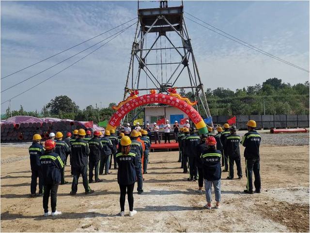 陜煤建設(shè)機(jī)電安裝公司：彬長(zhǎng)小莊礦白家宮進(jìn)風(fēng)立井管路安裝工程正式開(kāi)工