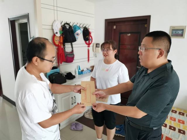 陜煤建設(shè)韓城分公司走訪慰問(wèn)困難黨員傳遞組織關(guān)懷