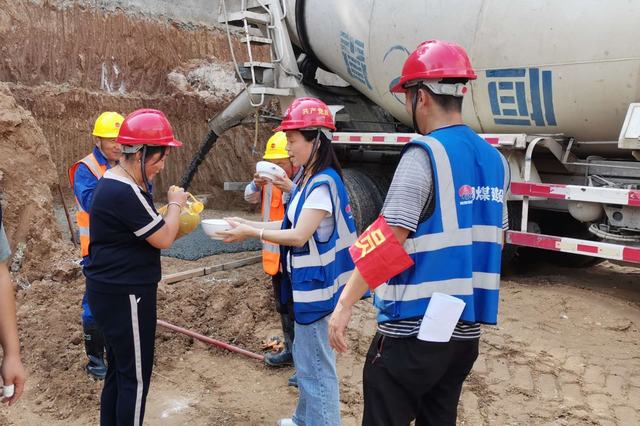 “炎值”爆表！看陜煤建設(shè)韓城分公司土建二項目部如何應(yīng)對高溫“烤驗”