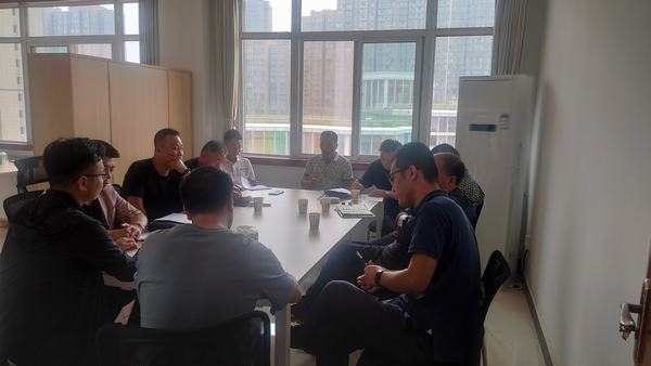 陜煤建設(shè)渭南分公司承建的渭南朝陽大街拆遷安置小區(qū)工程順利通過預(yù)驗收