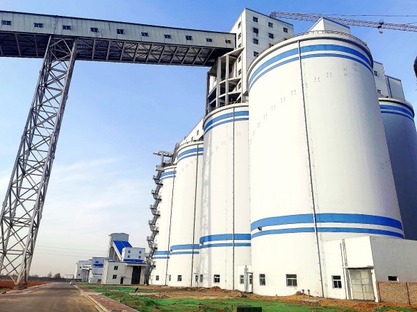 陜煤建設(shè)承建的曹家灘選煤廠產(chǎn)品倉、生產(chǎn)指揮管理綜合樓順利通過煤炭行業(yè)“太陽杯”工程復(fù)審