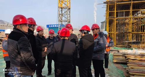 陜煤建設銅煤公司承建的金延安-西北三角區(qū)保育院劇場工程高支模方案專家論證順利通過