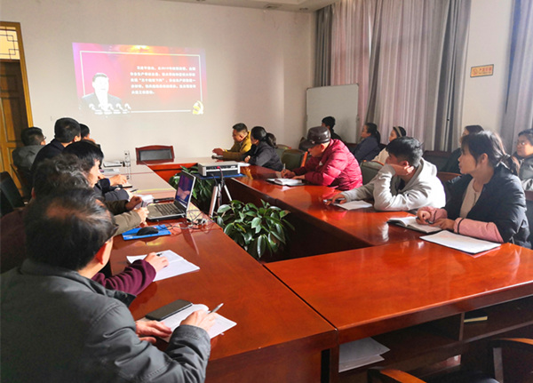 陜煤建設(shè)礦建三公司及時(shí)開(kāi)展安全警示教育