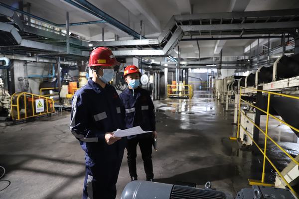 陜煤建設(shè)洗選煤運(yùn)營公司節(jié)前安全生產(chǎn)大排查“剪影”