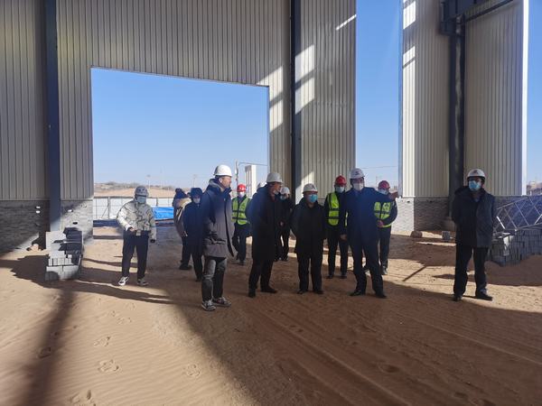 榆林市城市投資經(jīng)營集團黨委副書記、總經(jīng)理郝君深入陜煤建設(shè)榆林公司杭蕭綠色鋼結(jié)構(gòu)產(chǎn)業(yè)制造基地項目檢查指導(dǎo)工作