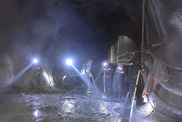 陜煤建設(shè)礦建三公司崔木項目部：春節(jié)不停工，力爭“開門紅”