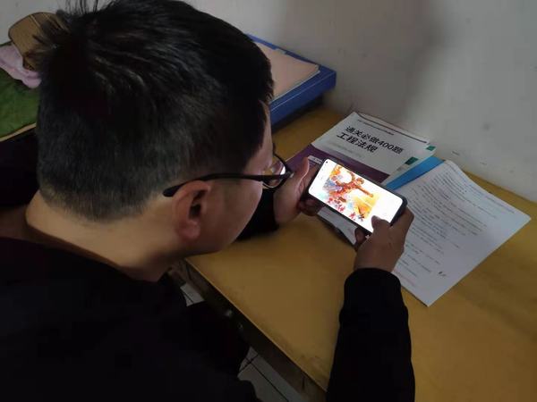 凝心聚力學(xué)黨史 砥礪奮進開新局