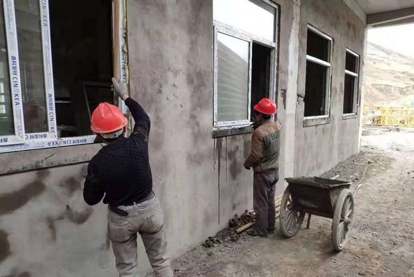 陜煤建設(shè)天工公司安裝三部不負(fù)春光忙施工