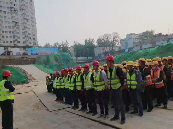 陜煤建設(shè)韓城分公司土建二項(xiàng)目部：“三查”行動(dòng)讓勞務(wù)工安心、暖心、舒心每一天