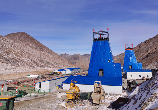 【五一項目建設專題十三】陜煤建設礦建三公司：喜迎五一，天山項目建設大干正酣！