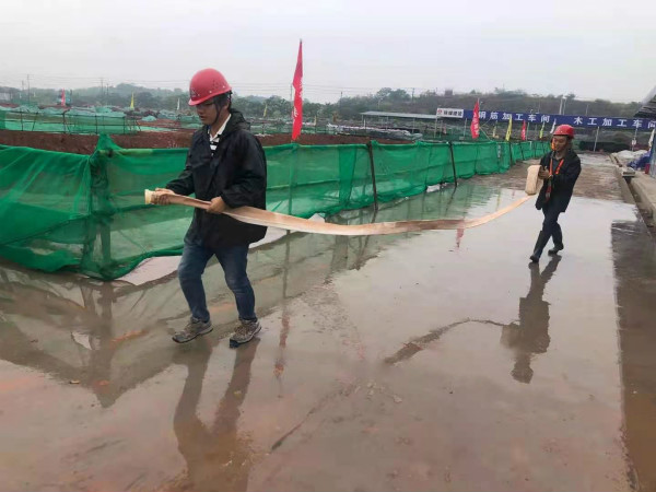 陜煤建設(shè)漢中分公司緊繃安全弦 開(kāi)展防汛搶險(xiǎn)實(shí)戰(zhàn)演練