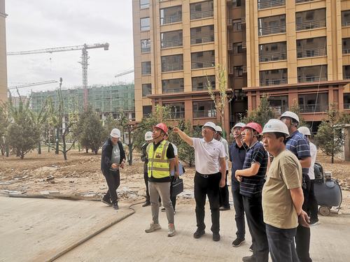 靖邊縣副縣長(zhǎng)苗立群蒞臨金地華府項(xiàng)目進(jìn)行調(diào)研