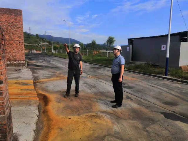 趙敬凱深入陜煤建設(shè)洗選煤運營公司左權(quán)洗煤廠項目部指導(dǎo)工作