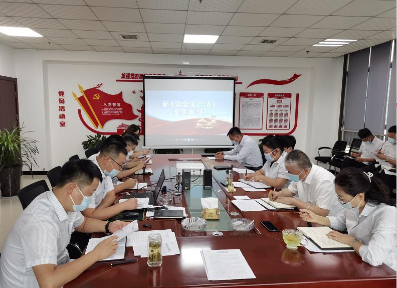 陜煤建設(shè)綠宇公司：開展“夯責(zé)任、抓落實(shí)、促管理”的文明環(huán)保主題活動