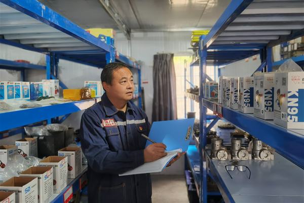 陜煤建設(shè)礦建二公司：為堅守崗位的礦建人點贊！