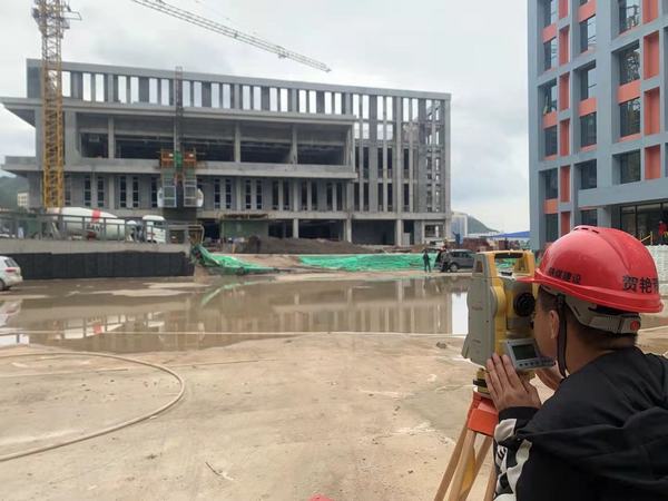 “國慶節(jié)”，他們在施工一線這樣過