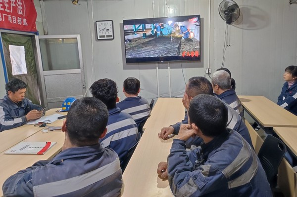 陜煤建設洗選煤運營公司紅柳林洗煤廠項目部：亮出“三違”劍，斬除隱患根