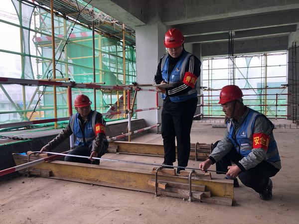 陜煤建設(shè)韓城分公司土建十一項目部：冬施安全攻堅，情暖施工一線