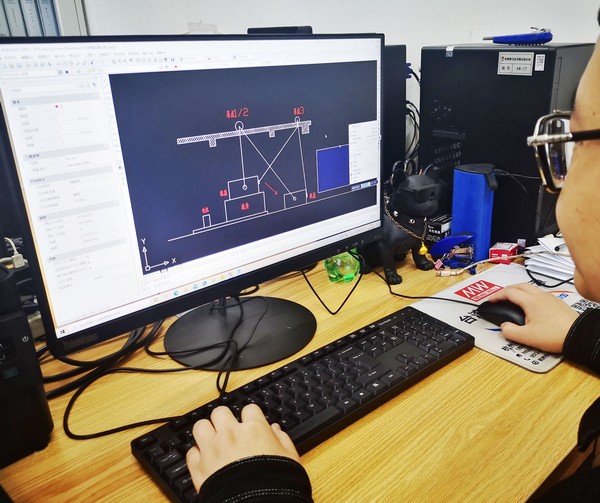 陜煤建設(shè)洗選煤運(yùn)營公司左權(quán)洗煤廠項目部：更換篩籃趕生產(chǎn) 安全質(zhì)量兩手抓