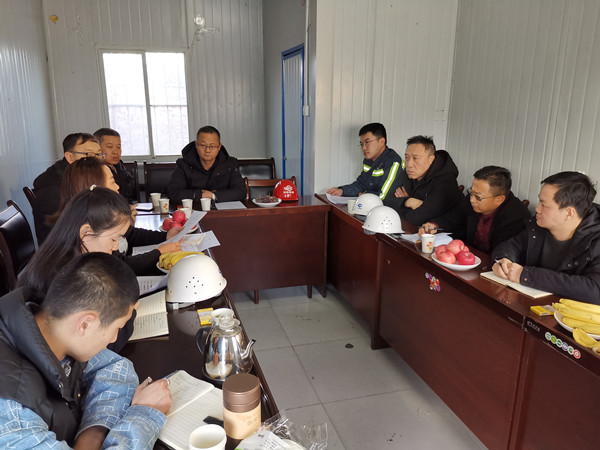 陜煤建設(shè)機(jī)電安裝公司承建的趙石畔煤礦安裝工程通過(guò)驗(yàn)收