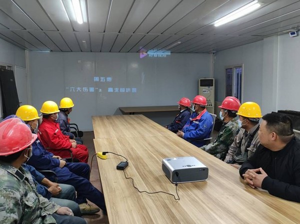 陜煤建設(shè)洗選煤運(yùn)營公司第六項目部：推深走實，力?！鞍偃瞻踩?></div>
                                <div   id=