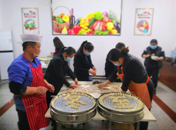 陜煤建設(shè)礦建三公司：冬至快樂(lè)！我們都是“嚼餃者”