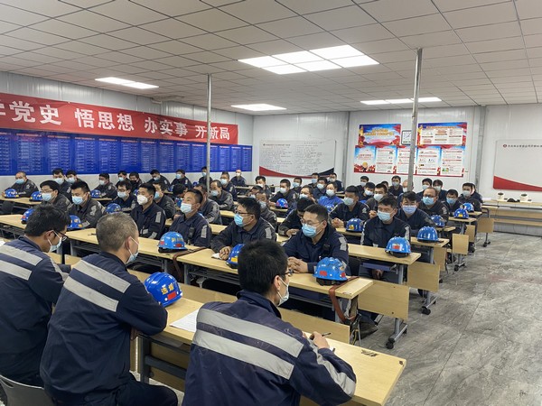 陜煤建設(shè)洗選煤運(yùn)營公司紅柳林洗煤廠項目部：“三嚴(yán)實(shí)”打響“體檢診治”檢修戰(zhàn)